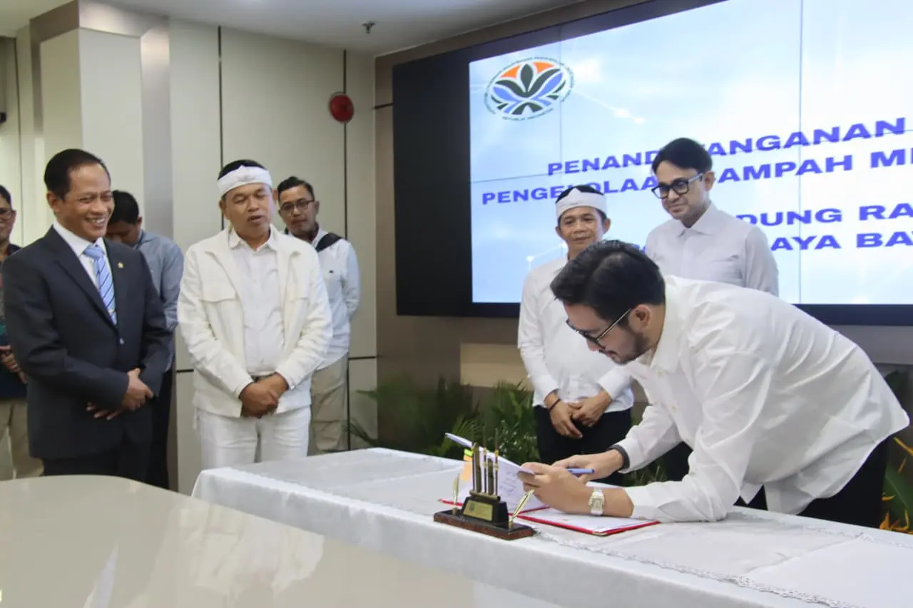 PLTS Sarimukti Siap Dibangun di Bandung Barat, Manfaatkan Sampah Menjadi Energi Listrik