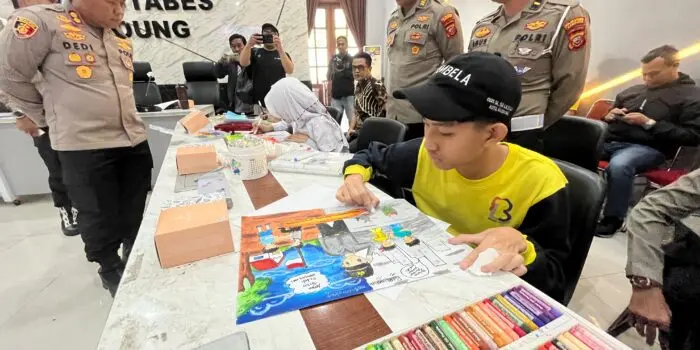 Polrestabes Bandung Fasilitasi Lomba Melukis Difabel, Beri Ruang Siswa SLB Tunjukkan Kreativitas
