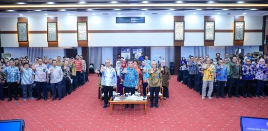 Menaker Perkuat Pencegahan Gratifikasi dan Korupsi di Kemnaker