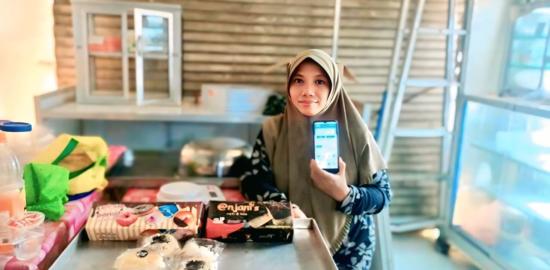 Kisah Sukses Usaha Kue Tantiningsih Didukung Holding UMi BRI Group
