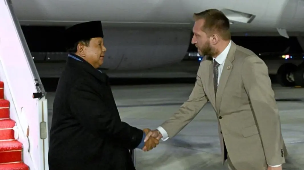 Presiden Prabowo Melanjutkan Kunjungan Kerja ke Paris Setelah Bertemu Presiden Putin di Kremlin