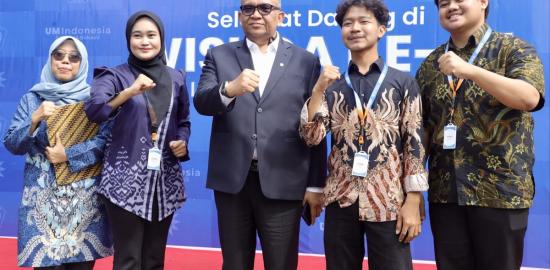 Wamenaker: Industri Kini Tak Lagi Hanya Bertanya Ijazah, tapi juga Kompetensi
