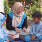 Semangat Pancasila dalam Aksi Nyata: PLN UIT JBT Hadirkan Program Literasi PELITA di Tambun Selatan
