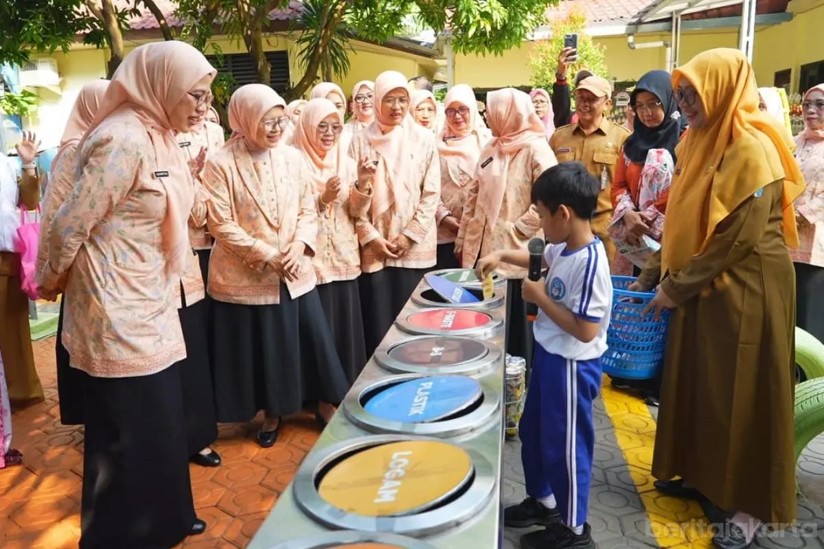 DWP Mengajar, Edukasi 82 Murid TK di Meruya Utara