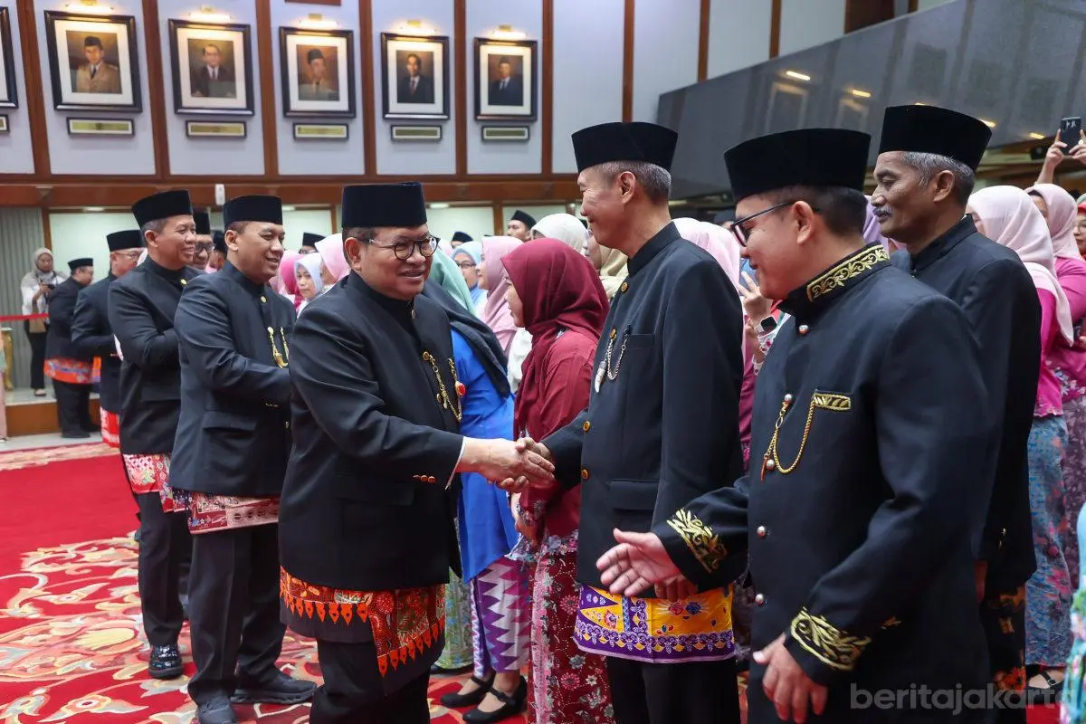 Pramono Lantik 239 Pejabat Fungsional