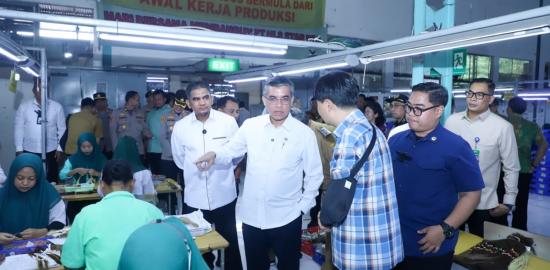 Tren Gaya Hidup Sehat Meningkat di Jakarta: Komunitas Jogging Subuh Terus Berkembang