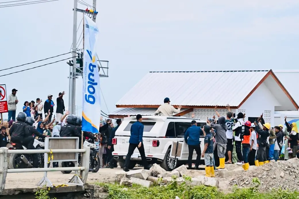 Indonesia Resmi Swasembada Pangan, Presiden Prabowo Disambut Ribuan Warga Karawang