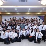 Menaker Lantik 976 ASN, Tekankan Semangat Belajar, Integritas, dan Kekompakan