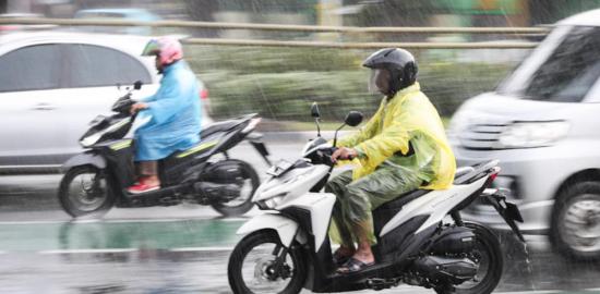 Prakiraan Cuaca Jakarta: Hujan Ringan Sepanjang Hari