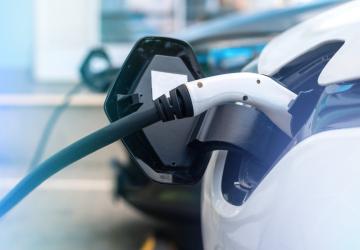 Teknologi Baterai Mobil Listrik Terbaru Tingkatkan Jarak Tempuh