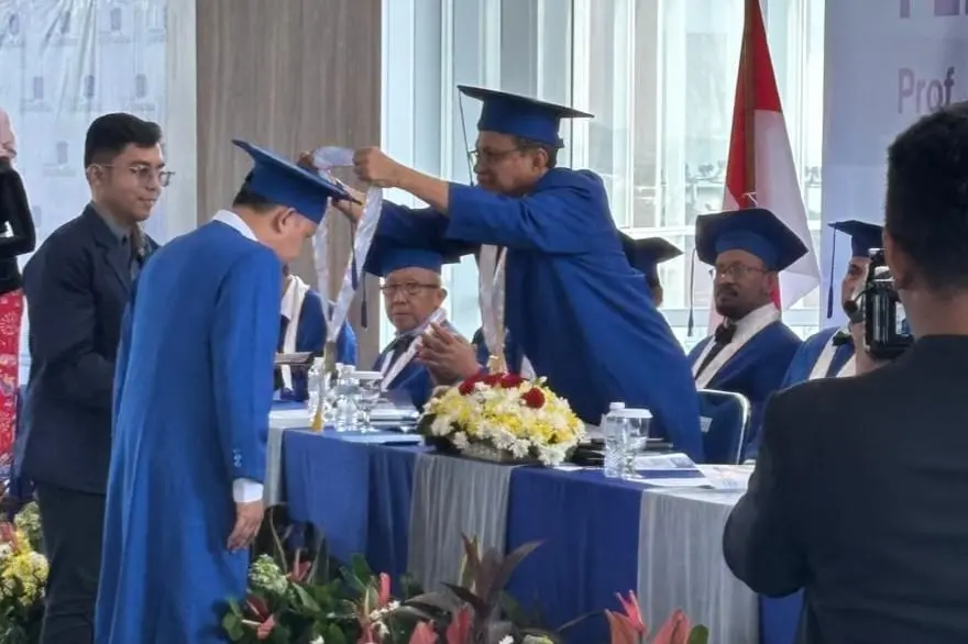 Universitas Paramadina Kukuhkan Prof. Ahmad Azmy sebagai Guru Besar