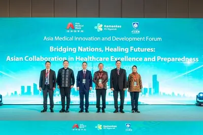 Jalin Kemitraan Erat secara Lintaswilayah dalam Bidang Layanan Kesehatan, Berbagai Pemimpin Industri Menghadiri Asia Medical Week 2025 untuk Membangun Keunggulan dan Kesiapan Industri