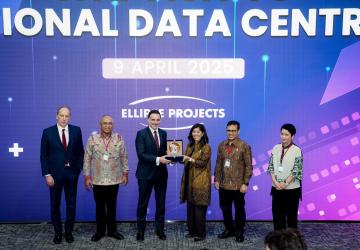 Jelang kunjungan Macron, Menkomdigi Terima Menteri Urusan Perdagangan Luar Negeri Republik Prancis