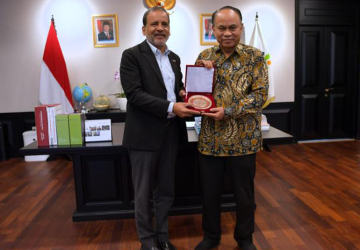 Menkop Yakini Kopdes/Kel Merah Putih Perangi Kemiskinan, Pembangunan Berkelanjutan, dan Berkelas Dunia
