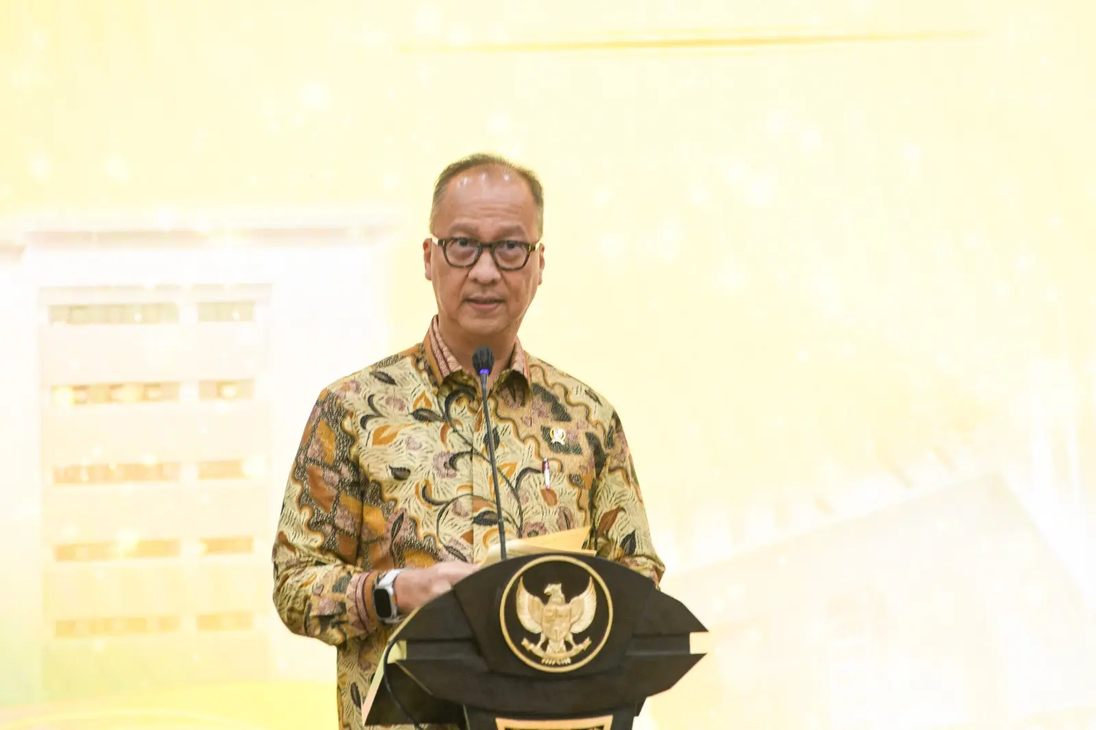 Menperin Ingatkan Industri Dalam Negeri Agar Bersiap Menghadapi Dampak Perang Iran-Israel