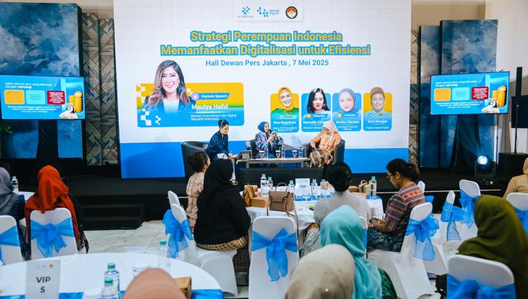 Perempuan Menjadi Garda Terdepan dalam Perlindungan Anak di Dunia Digital