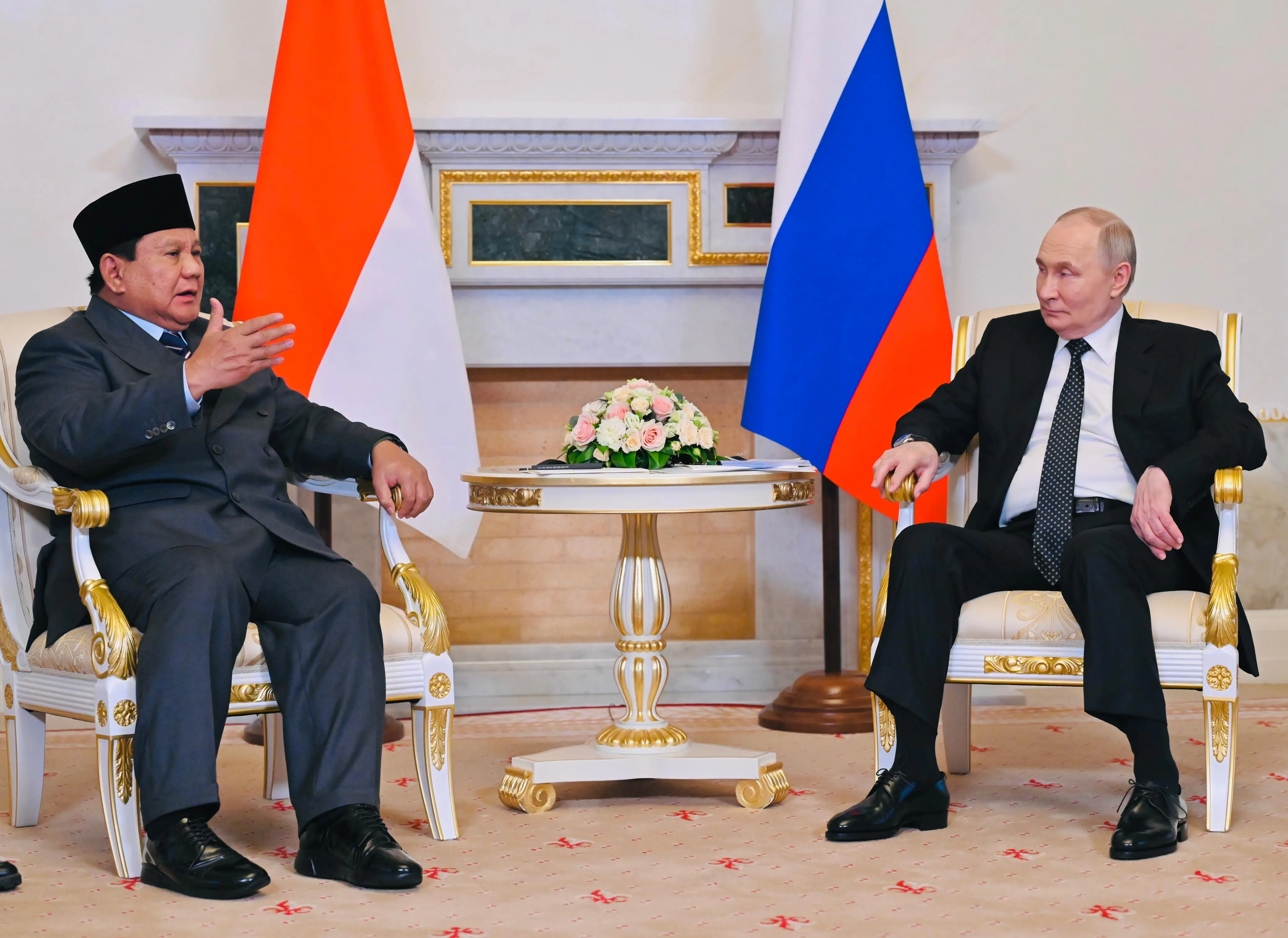 Presiden Prabowo Bertemu Presiden Putin di Istana Konstantinovsky