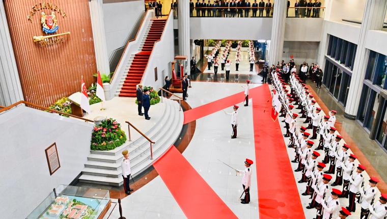 Presiden Prabowo Disambut Upacara Kenegaraan di Parliament House Singapura