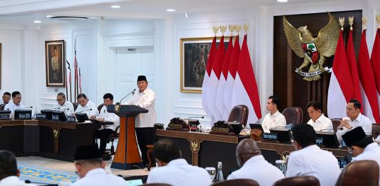 Presiden Prabowo Pimpin Sidang Kabinet Paripurna untuk Evaluasi Kinerja Pemerintahan Semester Pertama