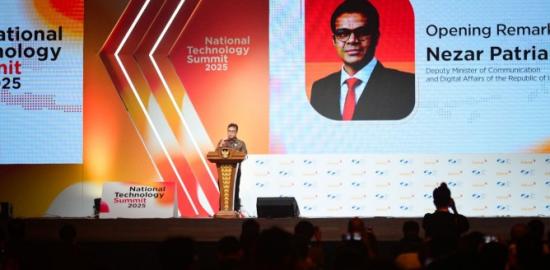 Wamen Nezar: Regulasi AI Harus Seimbangkan Inovasi dengan Perlindungan Hak Masyarakat