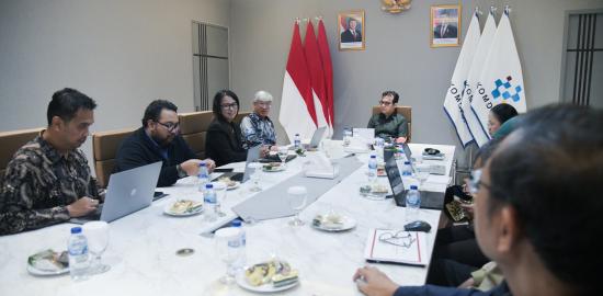 Wamenkomdigi Nezar Patria:  Regulasi dan Uji Etik Dibutuhkan Sebelum AI Kesehatan Digunakan Secara Massal