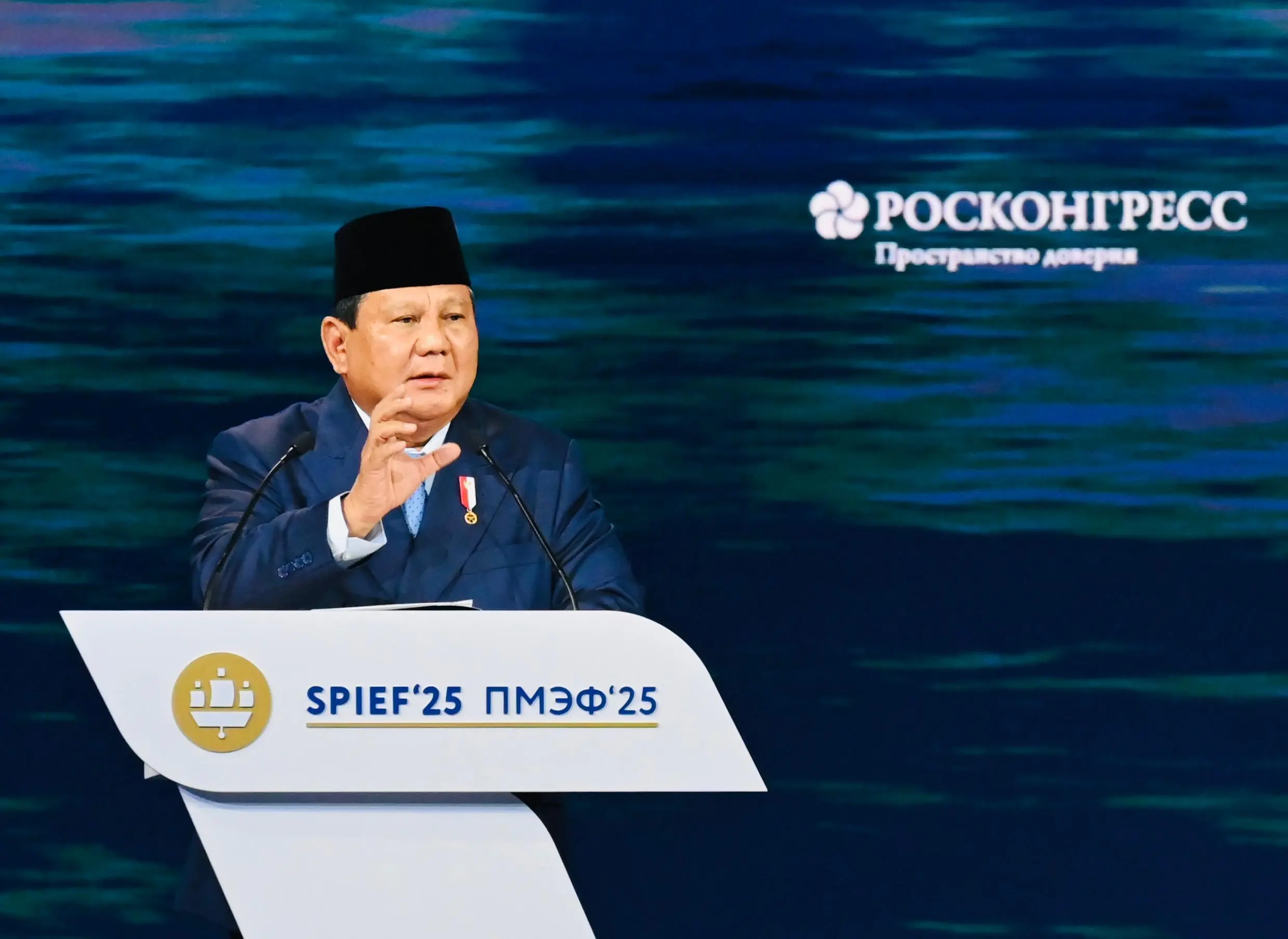SPIEF 2025: Presiden Prabowo Tegaskan Politik Luar Negeri Bebas Aktif Indonesia