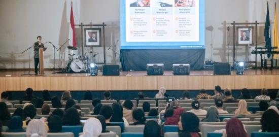 Wamen Nezar: Empati dan Pikiran Kritis Manusia Tak Tergantikan oleh AI