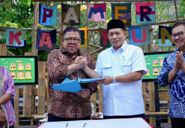 Wamenkop Dorong Komunitas Untuk Membangun Perumahan Berbasis Koperasi