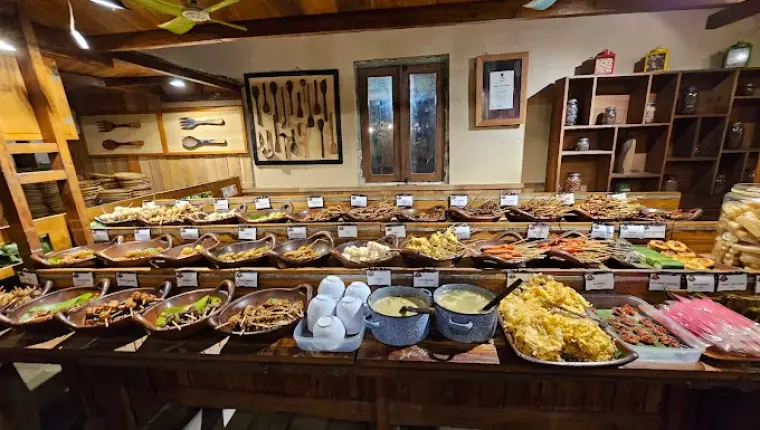 Warung Klangenan: Angkringan Modern yang Nyaman dan Terjangkau di Yogyakarta