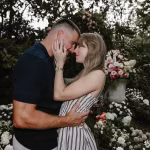 Taylor Swift dan Travis Kelce Umumkan Pertunangan