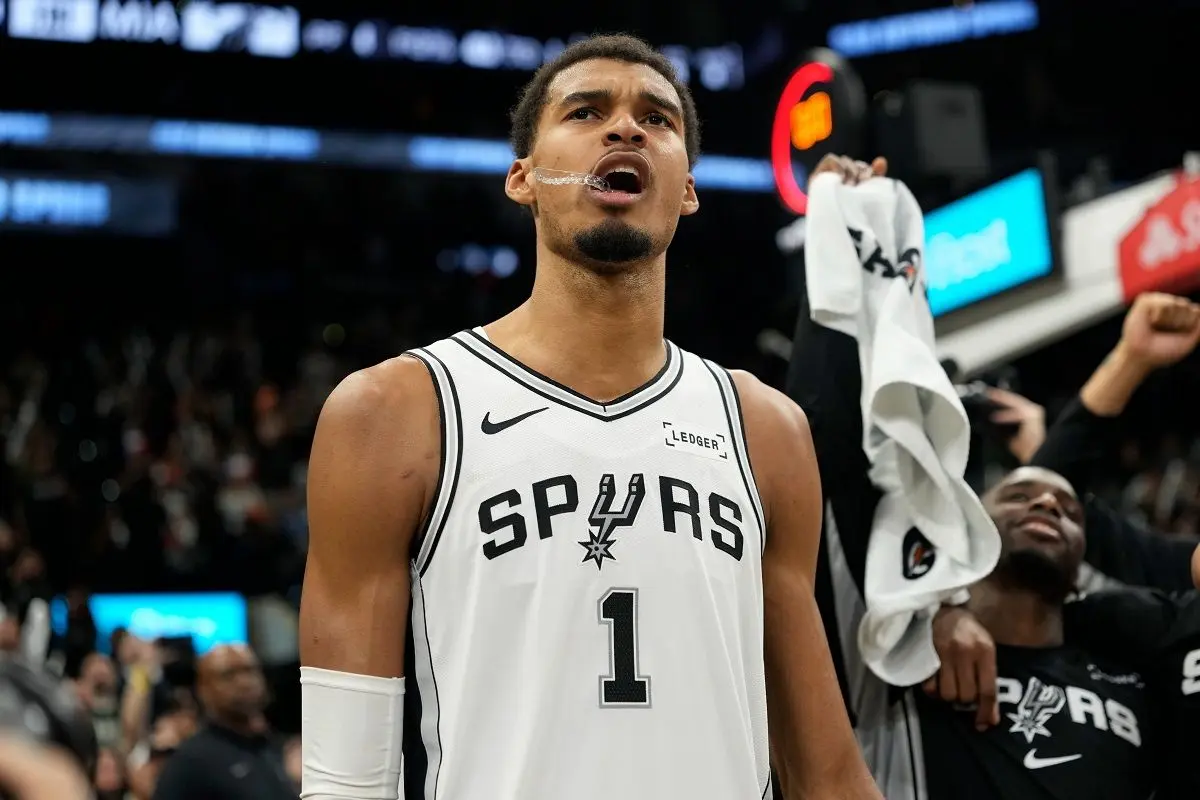 Spurs Tumbangkan Grizzlies 111-101 Meski Tanpa Wembanyama